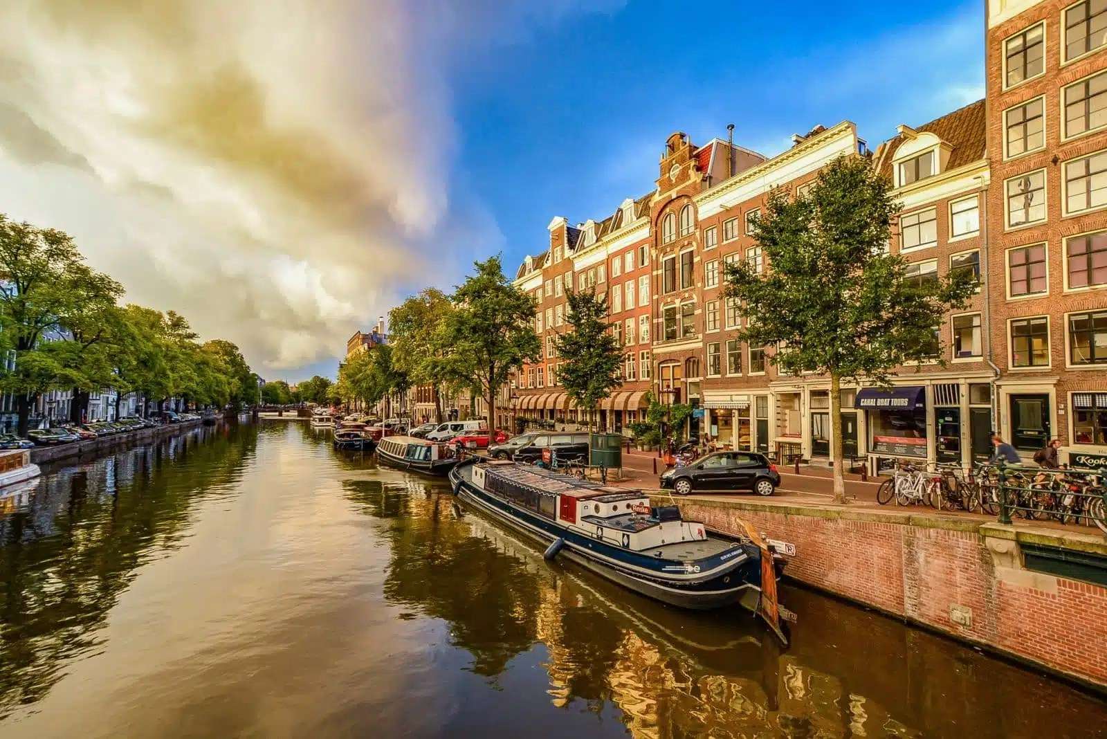 Private Amsterdam City Highlights Walking Tour